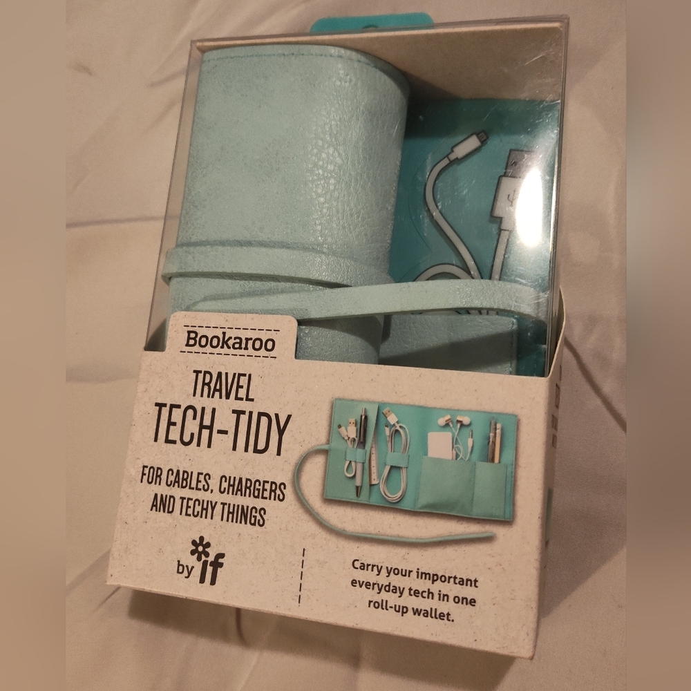 NWT! Bookaroo Travel Tech-Tidy Organizer